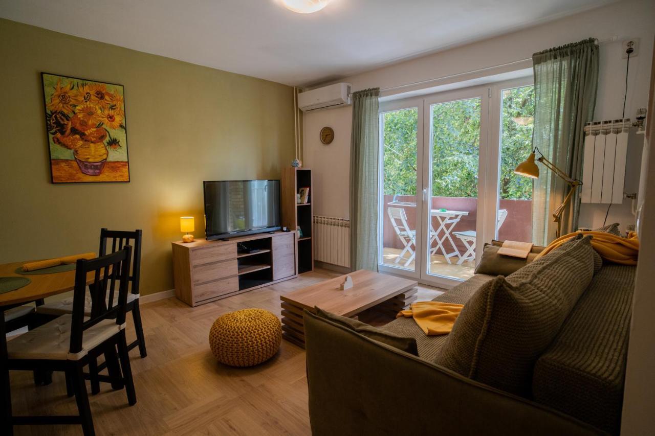 Apartman Terra Centar, Free Parking Ösek Dış mekan fotoğraf